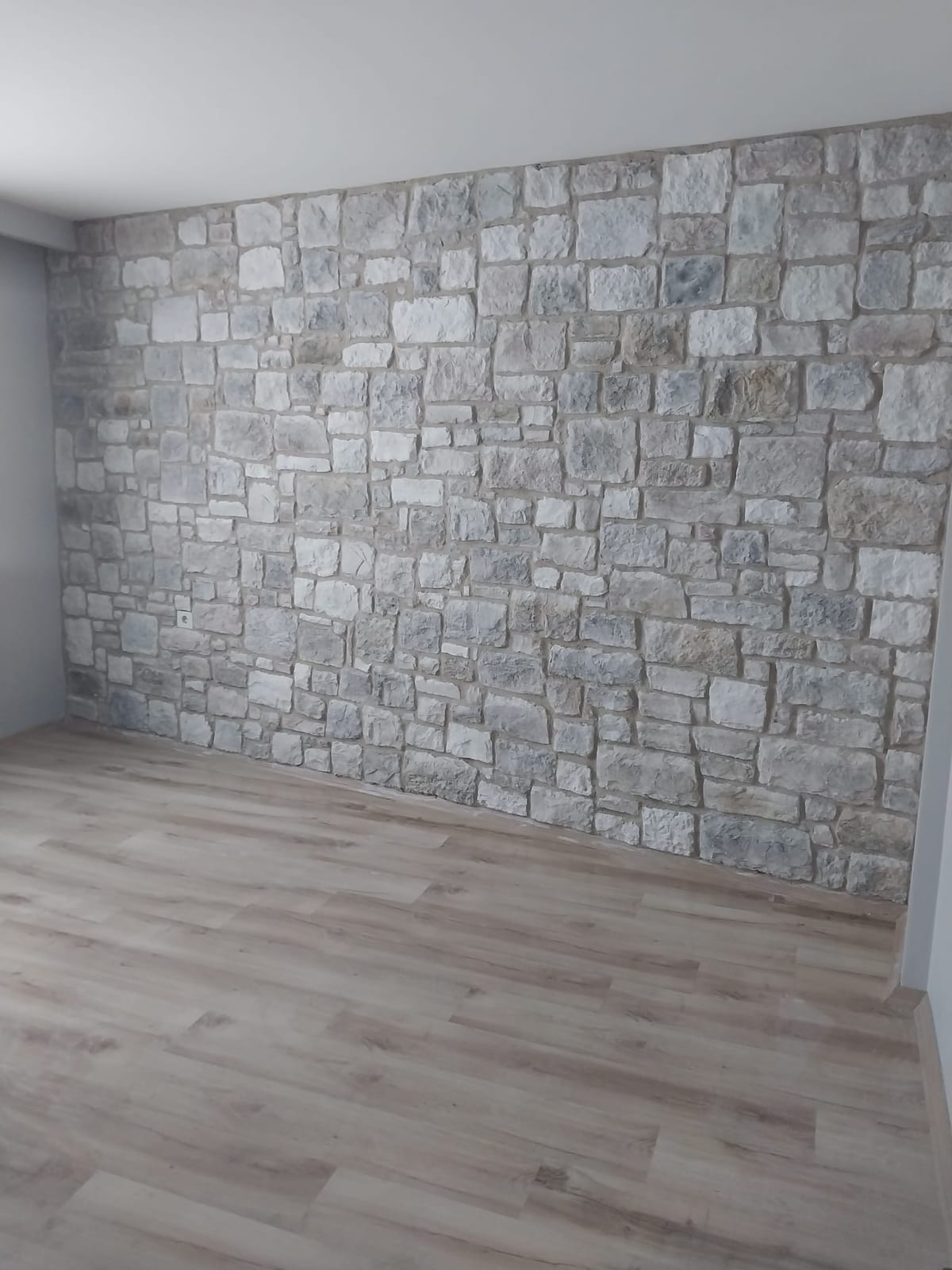 Salon iç duvar kültür taşı kaplama