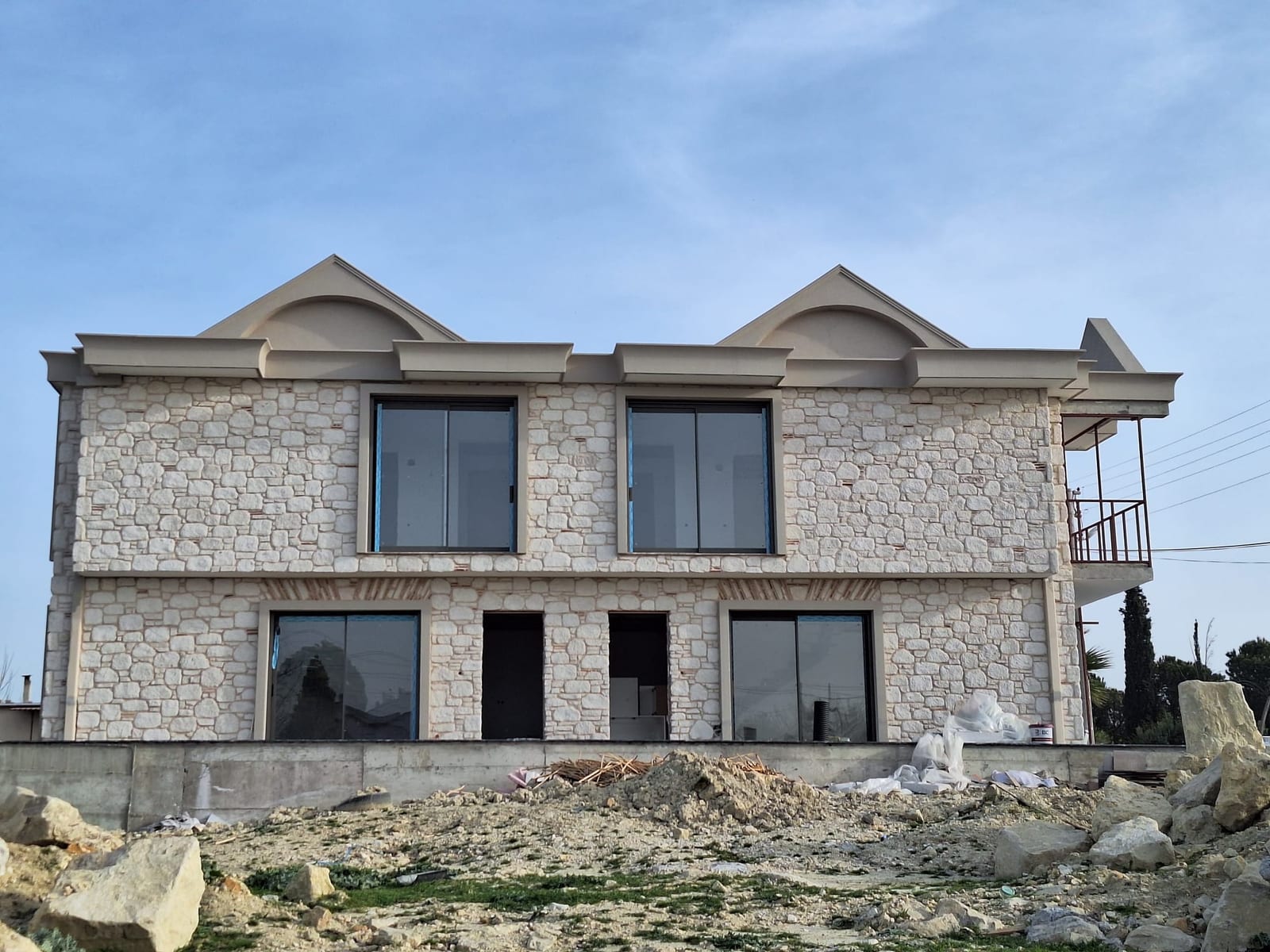 İkiz villa doğal taş dış cephe kaplama